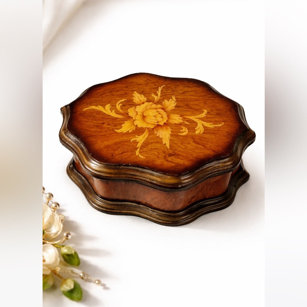 Vintage Wooden Jewelry Box with Floral Design